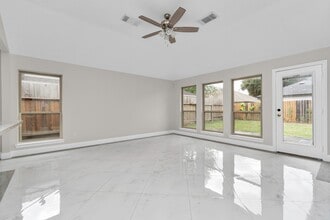 3523 Colleen Woods Cir in Houston, TX - Building Photo - Building Photo