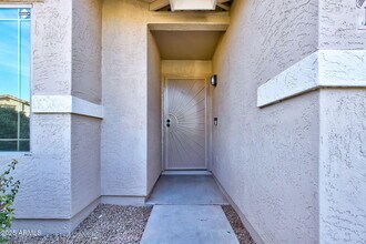13170 W Clarendon Ave in Litchfield Park, AZ - Building Photo - Building Photo