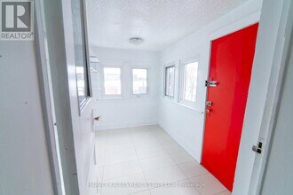 885 Davenport Rd in Toronto, ON - Building Photo - Building Photo