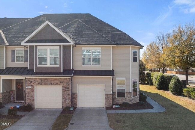 property at 7603 Weathered Oak Way