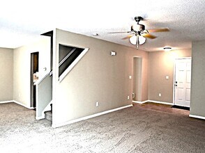 9789 Gibbon Ln in Avon, IN - Building Photo - Building Photo