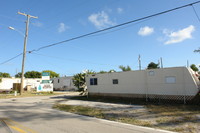 Pine Grove Trailer Court in Lake Worth, FL - Building Photo - Building Photo