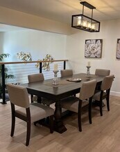 6242 Nita Ave in Woodland Hills, CA - Building Photo - Building Photo