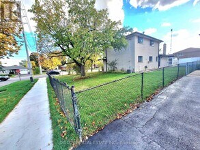 783 Bloor St in Mississauga, ON - Building Photo - Building Photo