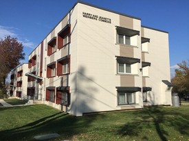 Weinberg Commons Apartments