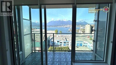 933-1933 E Hastings St in Vancouver, BC - Building Photo - Building Photo
