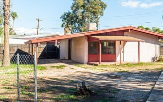2317 S Forgeus Ave in Tucson, AZ - Building Photo