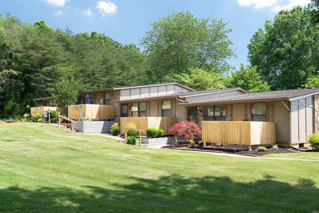 Bouldercrest Knoxville, TN Apartments