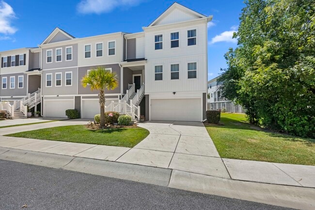 210 Winding River Dr in Johns Island, SC - Foto de edificio - Building Photo