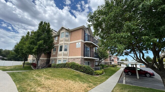 1617 W Treille Ct in West Valley City, UT - Building Photo - Building Photo