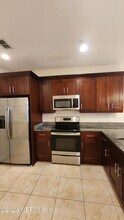 11274 Estancia Villa Dr in Jacksonville, FL - Foto de edificio - Building Photo