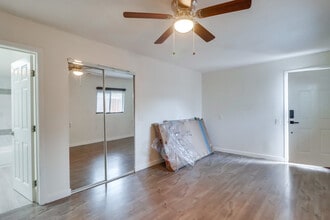 3080 Island Ave, Unit B in San Diego, CA - Building Photo - Building Photo