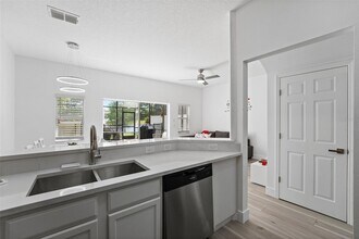 3045 Yellow Lantana Ln in Kissimmee, FL - Building Photo - Building Photo