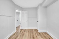 2558 Aisquith St photo'