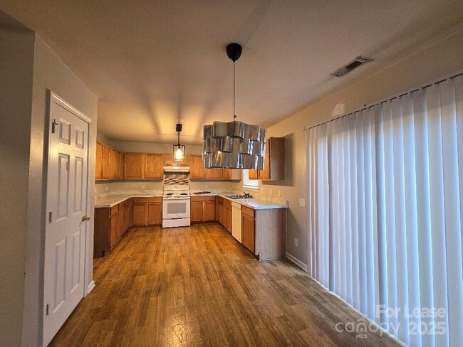 5320 Peach Pl Ln in Charlotte, NC - Building Photo - Building Photo