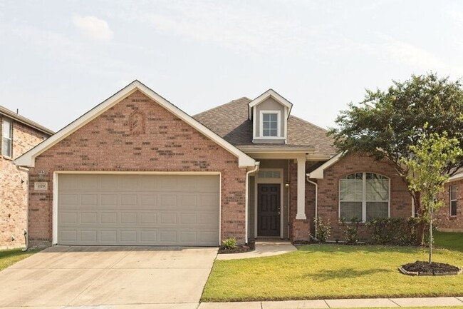 property at 1129 Acacia Dr