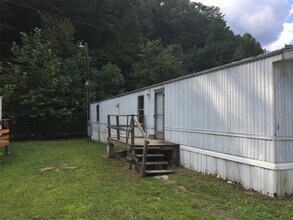 30 Volewood Ln in Gallagher, WV - Building Photo - Building Photo
