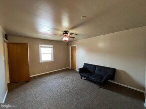 1000 E Willow Grove Ave in Wyndmoor, PA - Building Photo - Building Photo