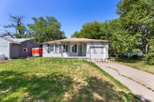 1213 N Glendale St in Wichita, KS - Building Photo