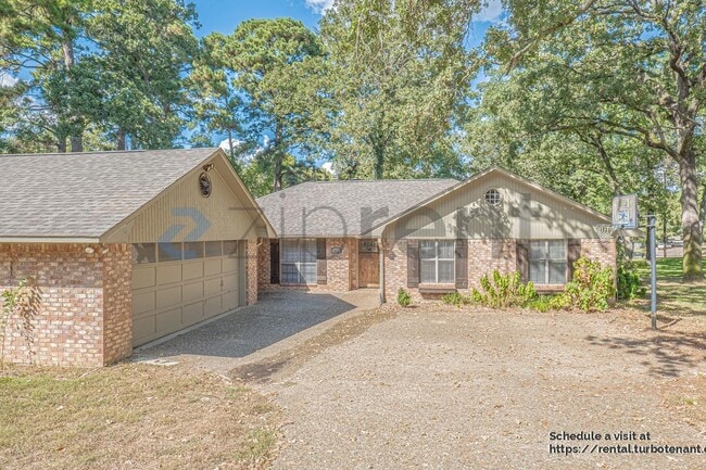 10926 Mosswood Dr in Tyler, TX - Building Photo - Building Photo