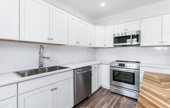 802 High St in Lancaster, PA - Building Photo - Building Photo