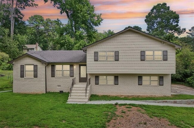 property at 498 Cole Dr SW