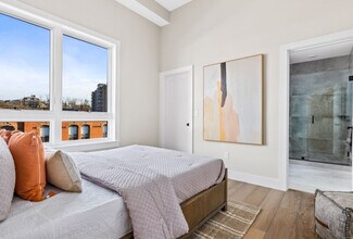 301 Somerville Ave, Unit 300I in Somerville, MA - Foto de edificio - Building Photo