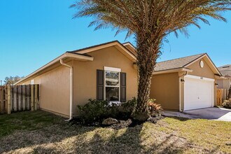 1672 Night Owl Trail in Middleburg, FL - Foto de edificio - Building Photo