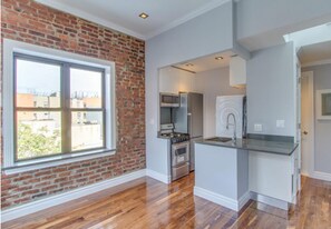 Avenue B, Unit 4A in New York, NY - Building Photo