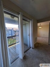 48 Tanglewood Ct in Monmouth Junction, NJ - Building Photo - Building Photo