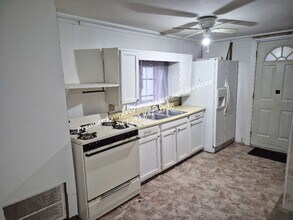 1613 4th Ave in New Brighton, PA - Building Photo - Building Photo