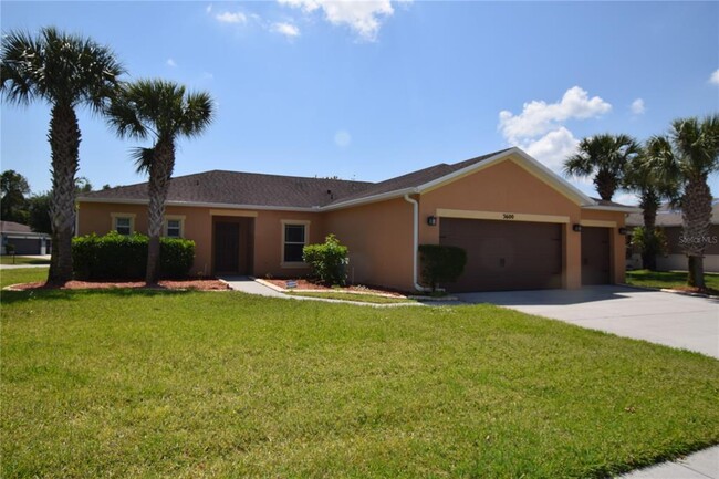 3600 Sail Harbor Drive in Kissimmee, FL - Foto de edificio - Building Photo