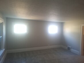 535 Van Everett Ave in Akron, OH - Building Photo - Building Photo
