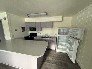 Hillside Apartments in Maple City, MI - Foto de edificio - Building Photo