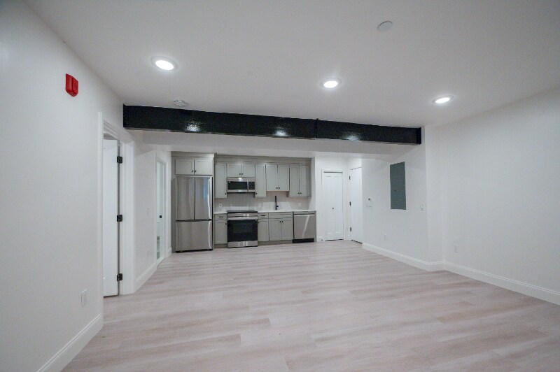 126 Adelaide Ave in Providence, RI - Building Photo