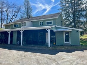 1204 County Rte 9 in Chatham, NY - Building Photo - Building Photo