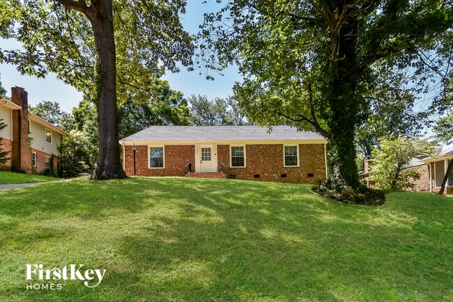 property at 2314 Killarney Dr