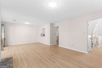 510 E Ponce de Leon Ave in Decatur, GA - Building Photo - Building Photo