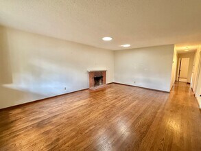 194 Wedgewood Ave in Los Gatos, CA - Building Photo - Building Photo