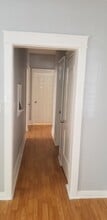 801 N Ridgewood Pl, Unit 1 Bedroom Unit in Los Angeles, CA - Building Photo - Building Photo