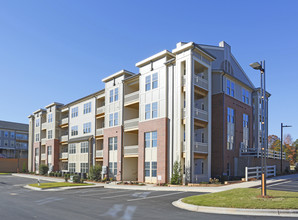 Kingsley Apartments in Fort Mill, SC - Foto de edificio - Building Photo