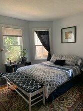 28 Soden St, Unit 28-1 in Cambridge, MA - Foto de edificio - Building Photo