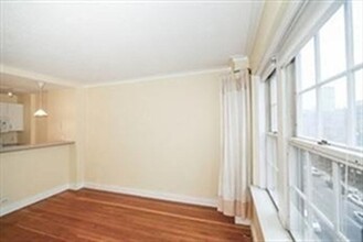 534 Beacon St, Unit 603 in Boston, MA - Building Photo - Building Photo