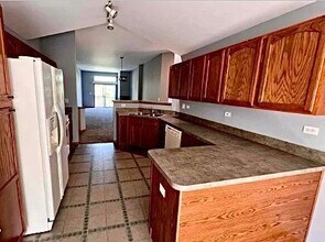 2406 Wilton Ln in Aurora, IL - Building Photo - Building Photo
