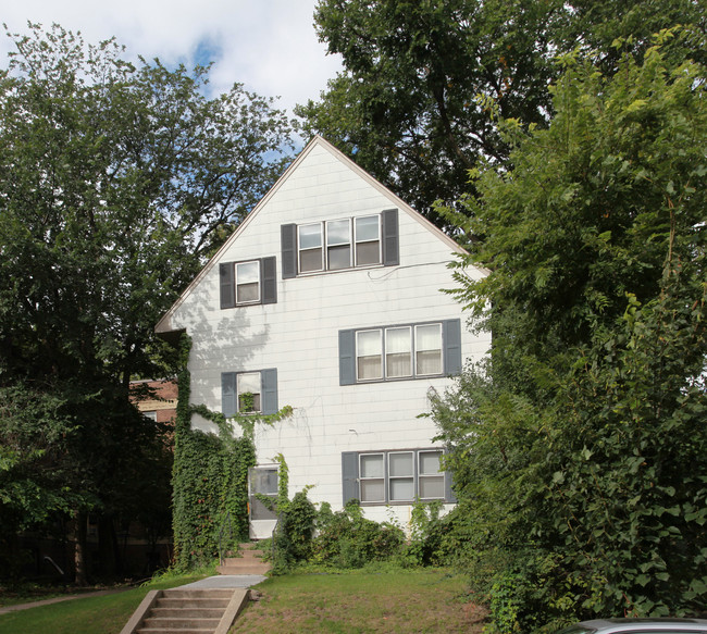 2604 Fremont Ave S in Minneapolis, MN - Building Photo - Building Photo