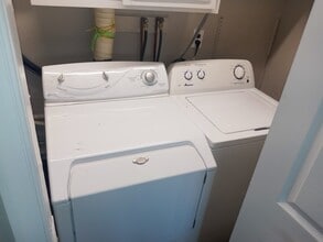 429 Caledonia Ave, Unit 1 in Halethorpe, MD - Building Photo - Building Photo