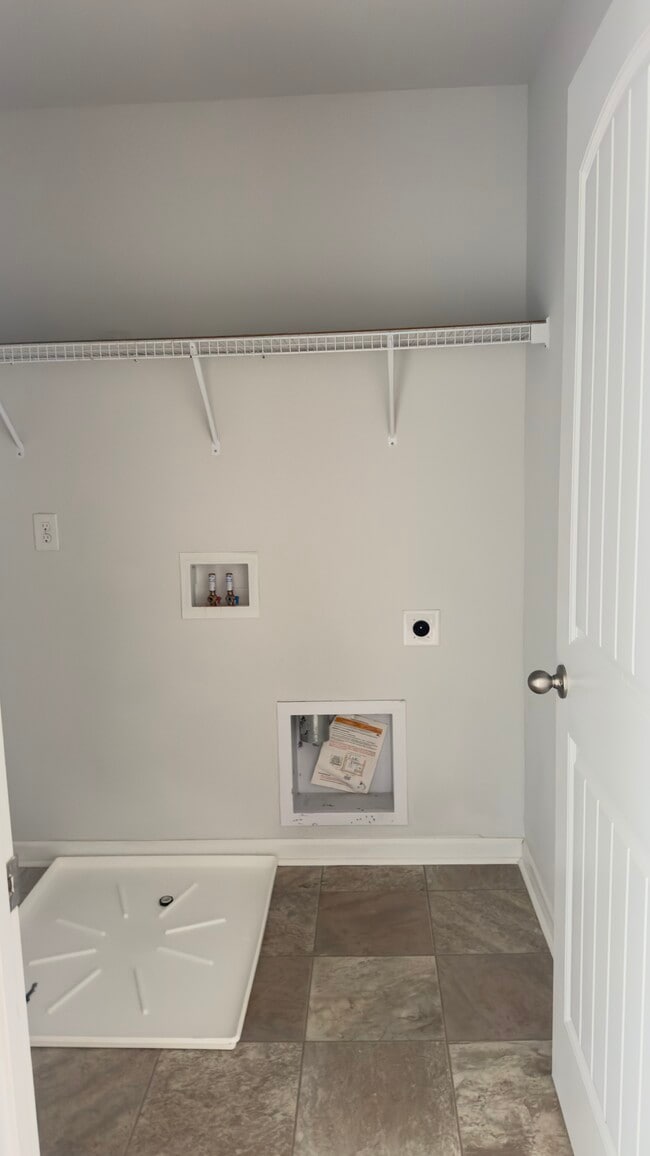 809 Foxdale Dr in Columbia, TN - Building Photo - Building Photo