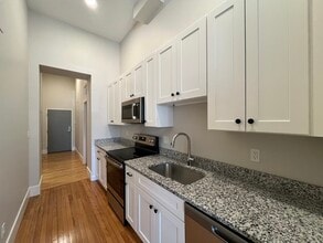 34 St Joseph St in Fall River, MA - Building Photo - Building Photo