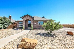5826 104th St in Lubbock, TX - Building Photo