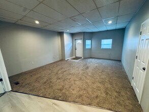 351 W 8th St, Unit #1 Down in Erie, PA - Building Photo - Building Photo